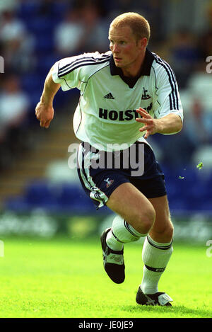 BEN THATCHER Tottenham Hotspur FC BIRMINGHAM ENGLAND ST ANDREWS 29 Juillet 2000 Banque D'Images