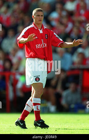 PAUL KONCHESKY Charlton Athletic FC CHARLTON LA VALLÉE 30 Septembre 2000 Banque D'Images