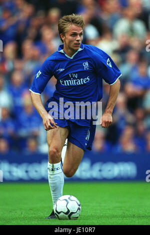 JESPER GRONKJAER CHELSEA FC STAMFORD BRIDGE Londres Angleterre 08 Septembre 2001 Banque D'Images