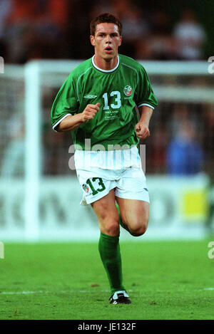 STEVE ÉGLEFIN RÉPUBLIQUE D'IRLANDE & FULHAM 15 Août 2001 Banque D'Images