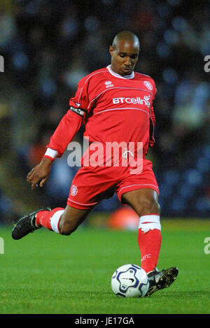 PAUL INCE MIDDLESBROUGH FC BLACKBURN EWOOD PARK 10 Octobre 2001 Banque D'Images