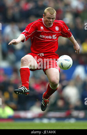 PHIL STAMP MIDDLESBROUGH FC OLD TRAFFORD MANCHESTER 14 Avril 2002 Banque D'Images