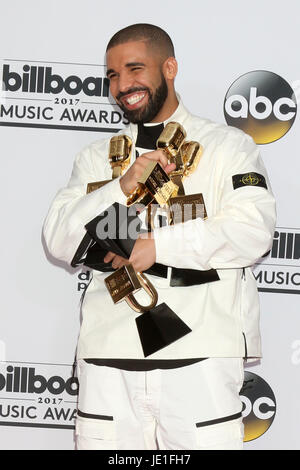 2017 Billboard Awards Press Room à la T-Mobile Arena le 21 mai 2017 à Las Vegas, NV avec Drake : où : Las Vegas, Nevada, United States Quand : 22 mai 2017 Credit : Nicky Nelson/WENN.com Banque D'Images