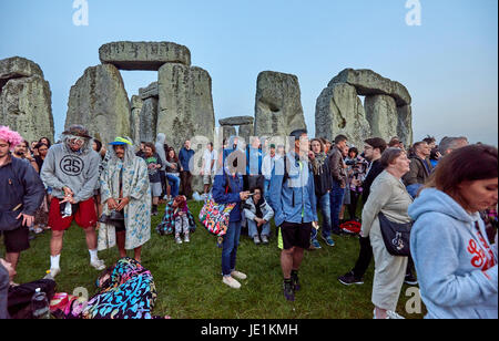 Stonehenge Solstice d'été 21 juin 2052 Sunrise Tour Banque D'Images