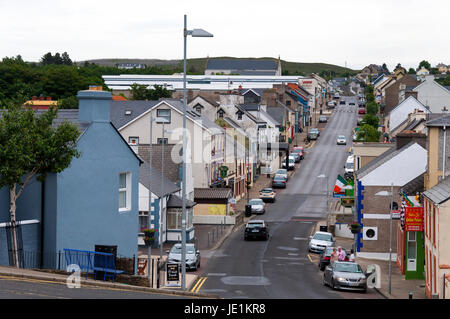 Rue principale de Dungloe, comté de Donegal, Irlande Banque D'Images