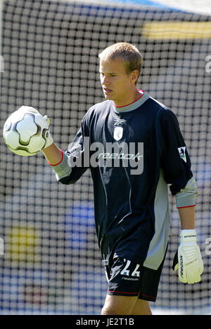 JUSSI JAASKELAINEN BOLTON WANDERERS FC STADE REEBOK BOLTON 01 Septembre 2002 Banque D'Images