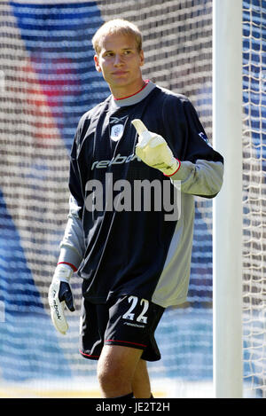 JUSSI JAASKELAINEN BOLTON WANDERERS FC STADE REEBOK BOLTON 01 Septembre 2002 Banque D'Images