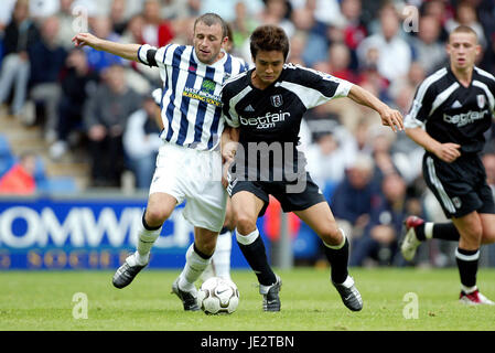 RONNIE WALLWORK & INAMOTO West Bromwich Albion V FULHAM THE HAWTHORNS WEST BROMICH 31 Août 2002 Banque D'Images