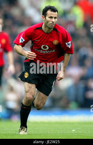 RYAN GIGGS MANCHESTER UNITED FC ELLAND ROAD LEEDS 14 Septembre 2002 Banque D'Images