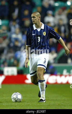 LEE WILKIE ECOSSE & DUNDEE FC EASTER ROAD EDINBURGH 15 Octobre 2002 Banque D'Images