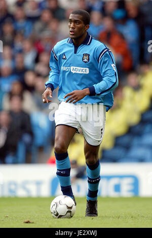 SYLVAIN DISTIN Manchester City FC MAIN ROAD MANCHESTER 19 Octobre 2002 Banque D'Images