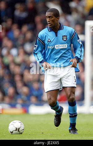 SYLVAIN DISTIN Manchester City FC MAIN ROAD MANCHESTER 19 Octobre 2002 Banque D'Images