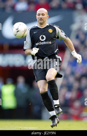 FABIEN BARTHEZ MANCHESTER UNITED FC OLD TRAFFORD MANCESTER 26 Octobre 2002 Banque D'Images