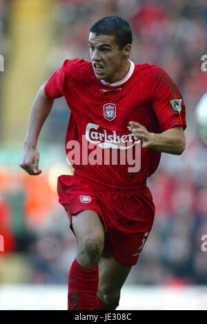 MILAN BAROS LIVERPOOL FC ANFIELD LIVERPOOL 01 Décembre 2002 Banque D'Images