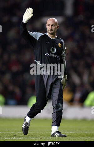 FABIEN BARTHEZ MANCHESTER UNITED FC OLD TRAFFORD MANCESTER 11 Décembre 2002 Banque D'Images