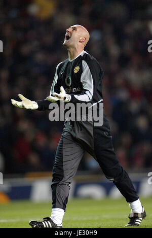 FABIEN BARTHEZ MANCHESTER UNITED FC OLD TRAFFORD MANCESTER 11 Décembre 2002 Banque D'Images