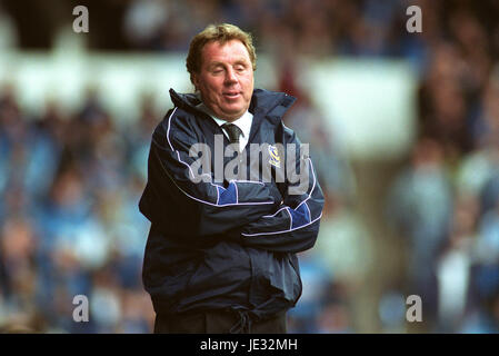 HARRY REDKNAPP PORTSMOUTH FC MANAGER MAINE ROAD MANCHESTER 21 Avril 2002 Banque D'Images