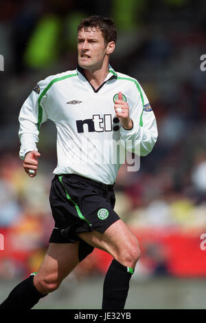 CHRIS SUTTON Glasgow Celtic FC FIRHILL STADIUM GLASGOW ECOSSE 24 Août 2002 Banque D'Images