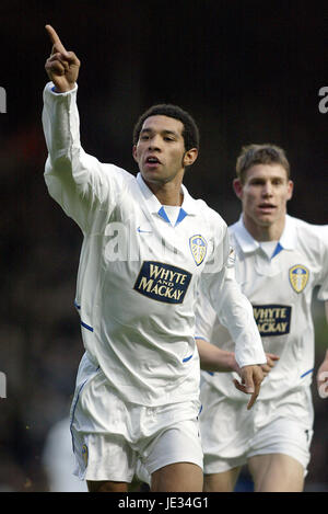 JERMAINE PENNANT LEEDS UNITED FC ELLAND ROAD LEEDS 06 Décembre 2003 Banque D'Images