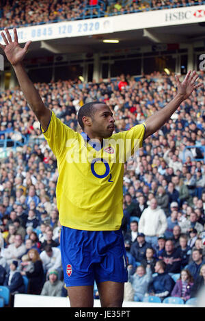 THIERRY HENRY ARSENAL FC ELLAND ROAD LEEDS ANGLETERRE 01 Novembre 2003 Banque D'Images