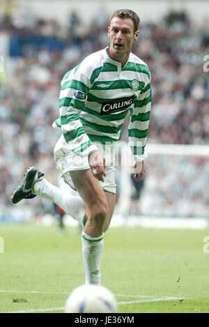 CHRIS SUTTON Glasgow Celtic FC STADE IBROX GLASGOW ECOSSE 04 Octobre 2003 Banque D'Images