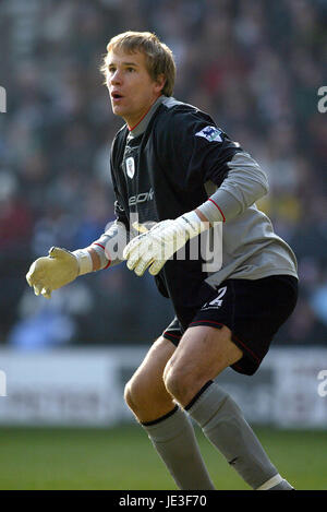 JUSSI JAASKELAINEN BOLTON WANDERERS FC STADE REEBOK BOLTON 22 Février 2003 Banque D'Images