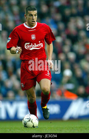 MILAN BAROS LIVERPOOL FC ANFIELD LIVERPOOL ANGLETERRE 08 Février 2003 Banque D'Images