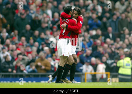 RUUD VAN NISTELROOY RYAN GIGGS MAN UTD FC V MAN CITY FC OLD TRAFFORD MANCESTER 09 Février 2003 Banque D'Images