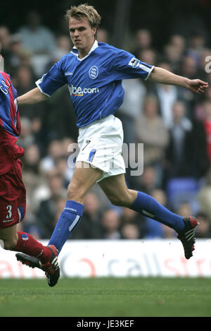 JESPER GRONKJAER BIRMINGHAM CITY FC ST ANDREWS BIRMINGHAM ENGLAND 30 Octobre 2004 Banque D'Images