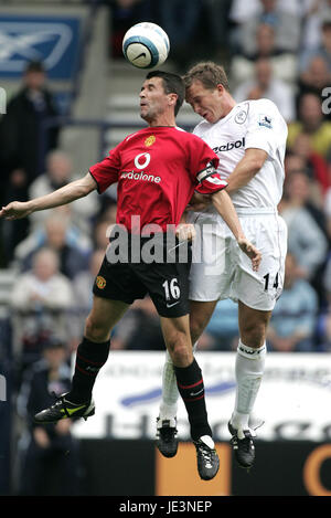 ROY KEANE & KEVIN DAVIES BOLTON V MANCHESTER UNITED STADE REEBOK BOLTON ANGLETERRE 11 Septembre 2004 Banque D'Images