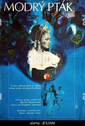 L'Oiseau bleu. Affiche de film tchécoslovaque d'origine américano-soviétique pour film avec Elizabeth Taylor à partir de 1976. Banque D'Images