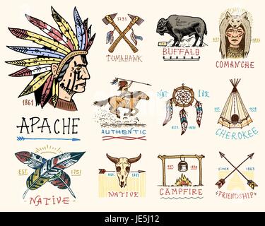 Ensemble de vintage, gravé à la main, vieux, ou étiquettes d'Indien ou d'Américains autochtones. buffalo, face avec plumes, horse rider, Apache ou comanche, feu de camp et authentique. Illustration de Vecteur