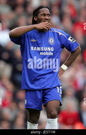 DIDIER DROGBA CHELSEA FC ANFIELD LIVERPOOL ANGLETERRE 02 Octobre 2005 Banque D'Images