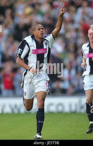 CURTIS DAVIES West Bromwich Albion FC THE HAWTHORNS WEST BROMWICH ANGLETERRE 24 Septembre 2005 Banque D'Images