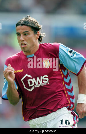 MILAN BAROS VILLA ASTON VILLA FC PARK BIRMINGHAM ENGLAND 27 Août 2005 Banque D'Images