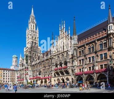 Munich, Allemagne. Le Neues Rathaus (Nouvelle Mairie), Marienplatz, Munich, Bavière, Allemagne Banque D'Images