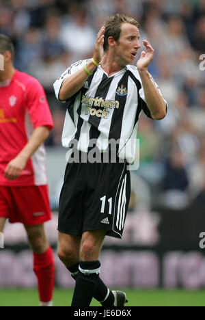 LEE BOWYER NEWCASTLE UNITED FC.ST JAMES PARK NEWCASTLE 23 Juillet 2005 Banque D'Images