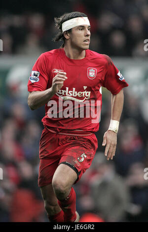 MILAN BAROS LIVERPOOL FC ANFIELD LIVERPOOL ANGLETERRE 15 Janvier 2005 Banque D'Images