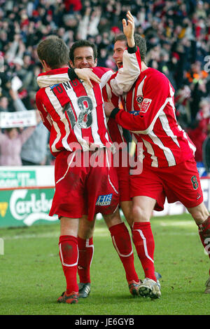 LIDDLELL TONGE & ANDY GRAY SHEFFIELD UTD V ASTON VILLA BRAMALL LANE SHEFFIELD 08 Janvier 2005 Banque D'Images