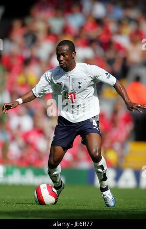 DIDIER ZOKORA Tottenham Hotspurs FC ANFIELD LIVERPOOL ANGLETERRE 23 Septembre 2006 Banque D'Images