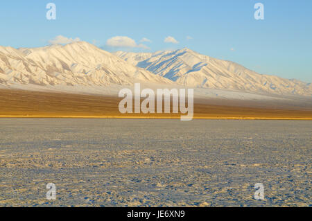 La Mongolie, province Khovd, paysage d'hiver, les glaces, le lac Banque D'Images