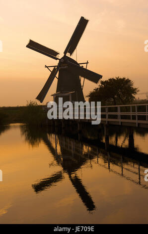 La Hollande, Pays-Bas, province de Nordholland, moulins à vent de Kinderdijk, Banque D'Images