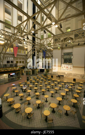 Les USA, l'Amérique, Washington D.C, le centre-ville, restaurant à l'intérieur de l'ancien bâtiment des bureaux de poste, Banque D'Images