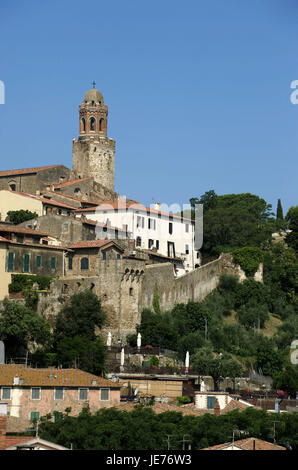 L'Italie, la Toscane, la Maremma, Castiglione della Pescaia, avec vue sur la ville, château Banque D'Images