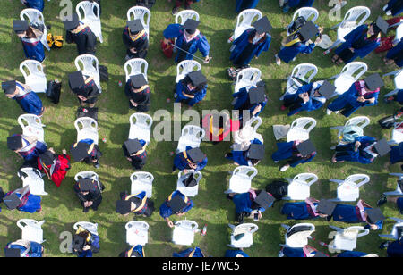 Wuhan, province du Hubei en Chine. 22 Juin, 2017. Les étudiants assistent à la cérémonie de remise des diplômes de l'Université de Wuhan à Wuhan, capitale de la province du Hubei en Chine centrale, le 22 juin 2017. Credit : Ke Hao/Xinhua/Alamy Live News Banque D'Images