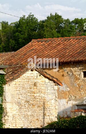 Ancienne ferme des capacités en milieu rural France Europe Banque D'Images