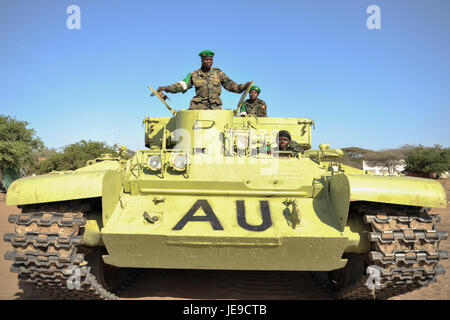 2014 0306 l'AMISOM Tank Crew-7 (12993089883) Banque D'Images