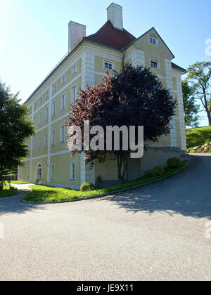 Une photographie prise le 28 août 2014, montrant l'ancien poorhouse du Land de Wieselburg, aujourd'hui l'école de musique de la ville de Wieselburg, avec un accent sur son architecture historique. Banque D'Images