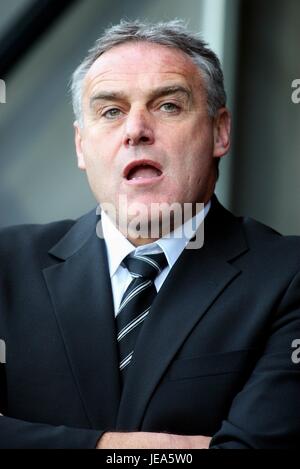 DAVE JONES CARDIFF CITY FC MANAGER Stade KC HULL Angleterre 01 Décembre 2007 Banque D'Images