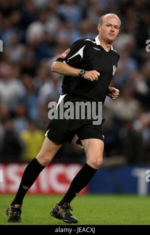 LEE MASON PREMIERSHIP ARBITRE CITY OF MANCHESTER STADIUM MANCHESTER EN ANGLETERRE 15 Août 2007 Banque D'Images